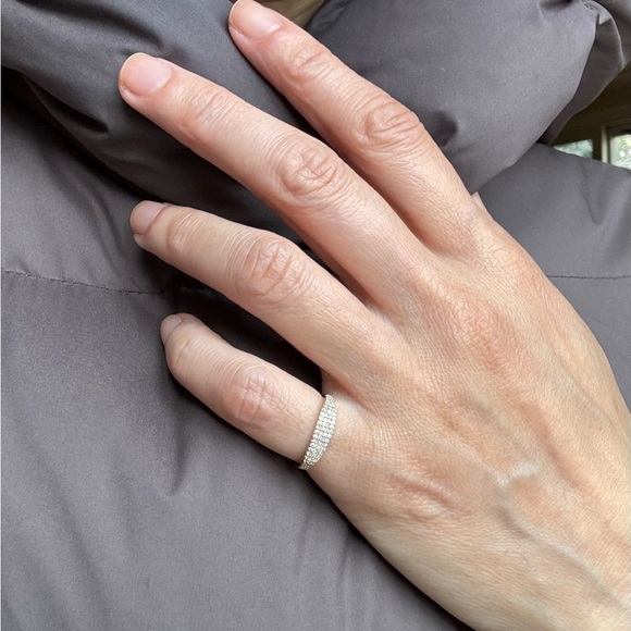 Ⓜ️💍 Mejuri 14K Pavé Diamond Slim Signet Size3 - Picture 9 of 9